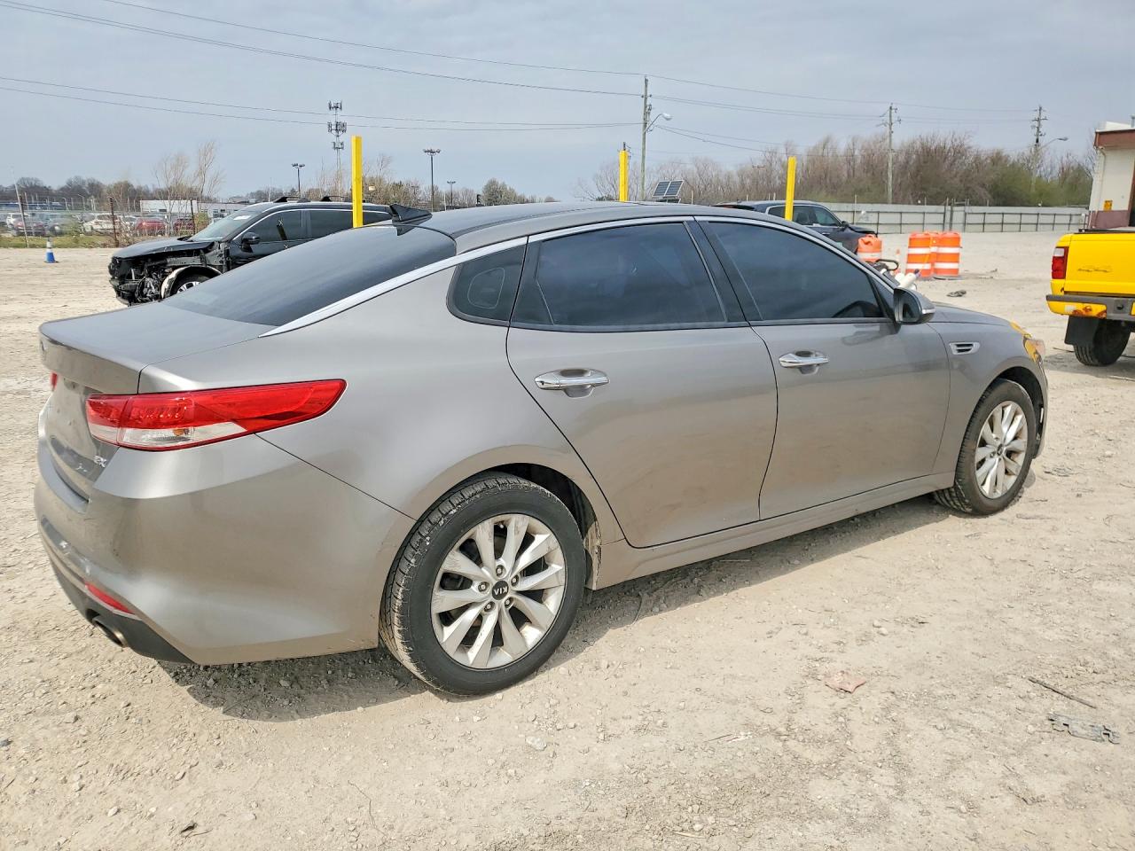 2016 KIA OPTIMA EX photo 5