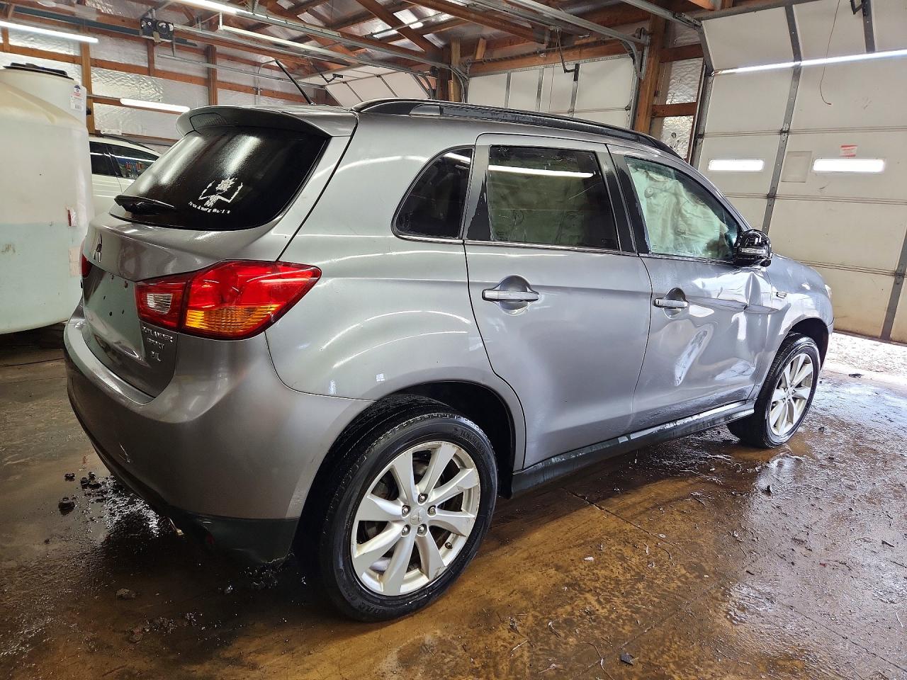 2015 MITSUBISHI OUTLANDER SPORT SE photo 3