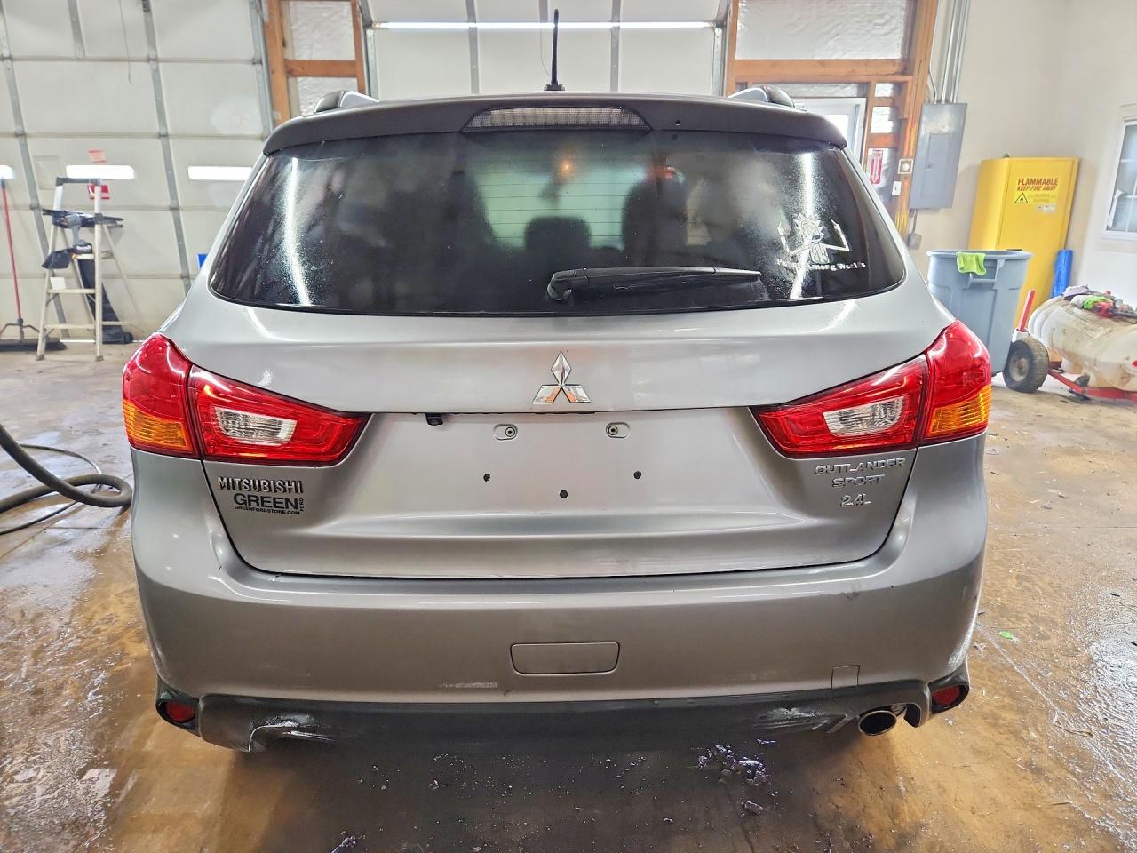 2015 MITSUBISHI OUTLANDER SPORT SE photo 6