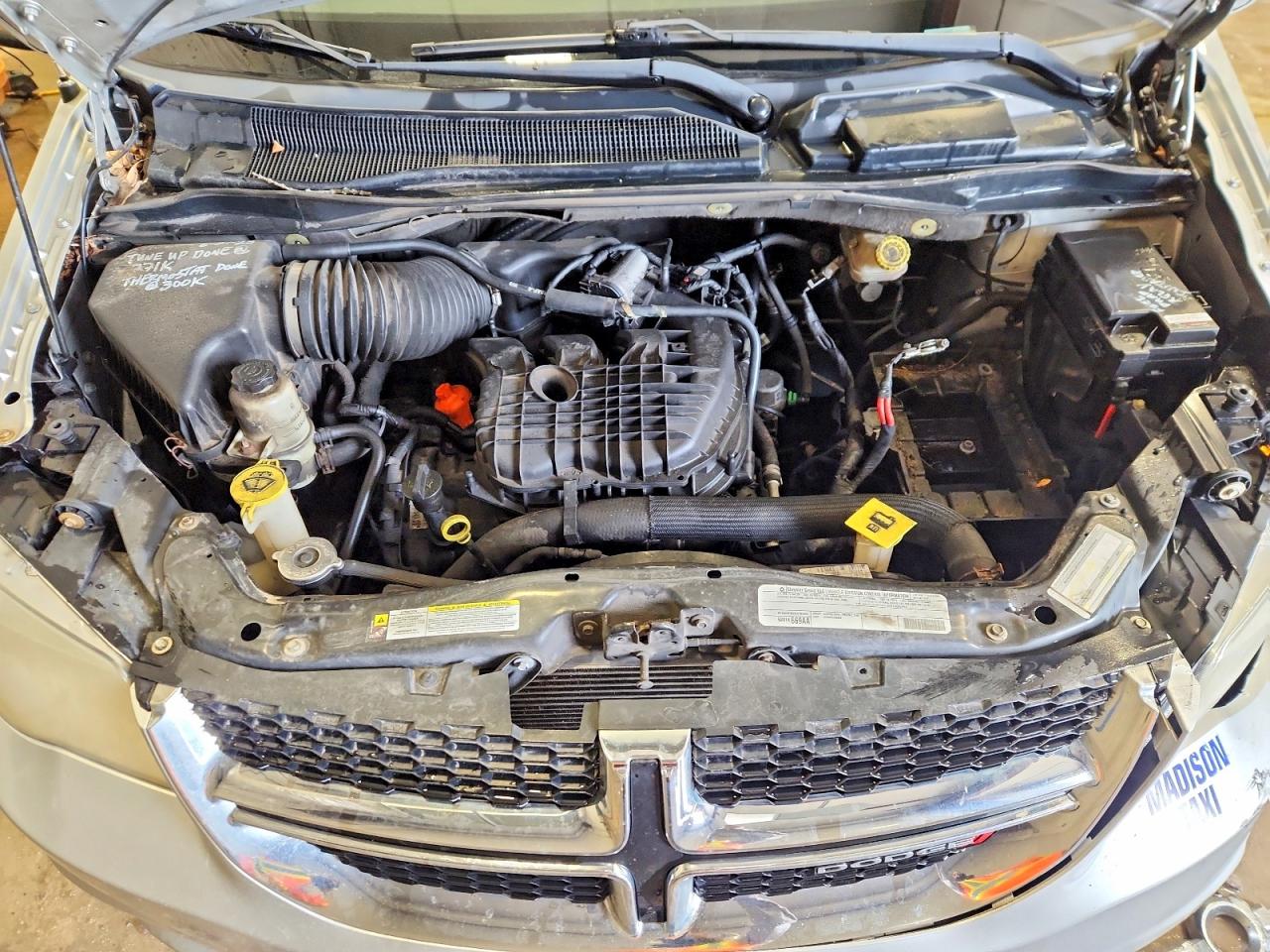 2012 DODGE GRAND CARAVAN SXT photo 23