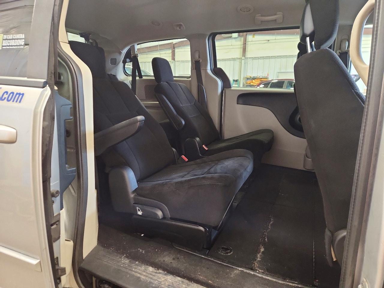 2012 DODGE GRAND CARAVAN SXT photo 21