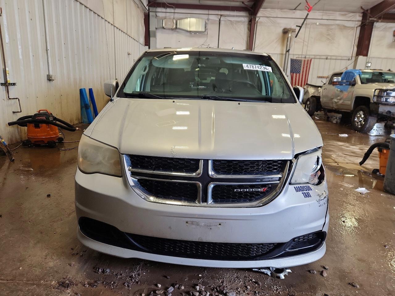 2012 DODGE GRAND CARAVAN SXT photo 9