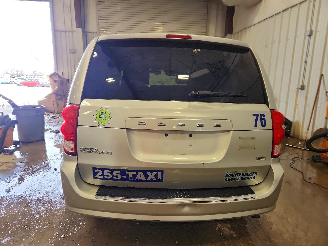 2012 DODGE GRAND CARAVAN SXT photo 11