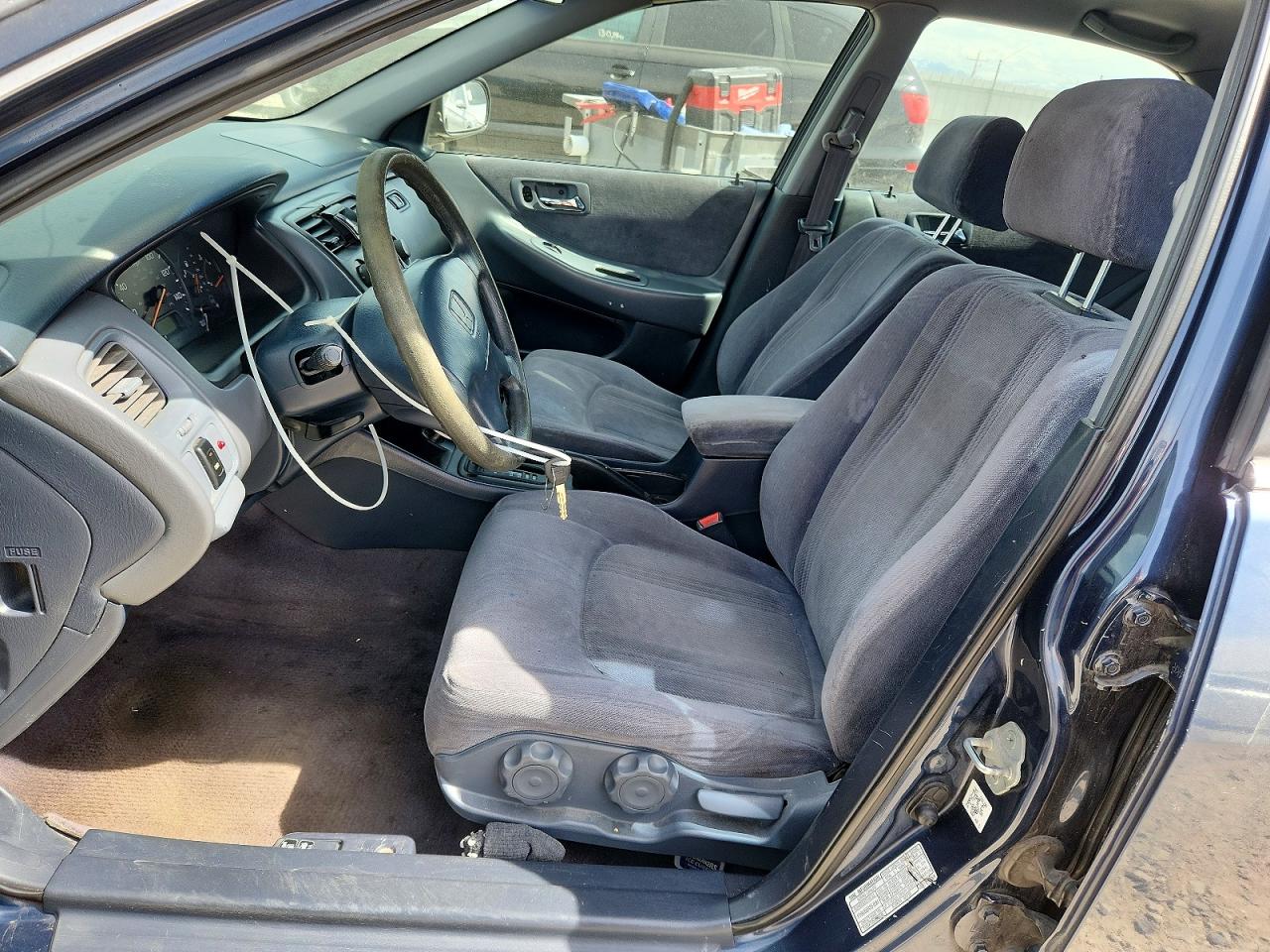 2000 HONDA ACCORD LX photo 7