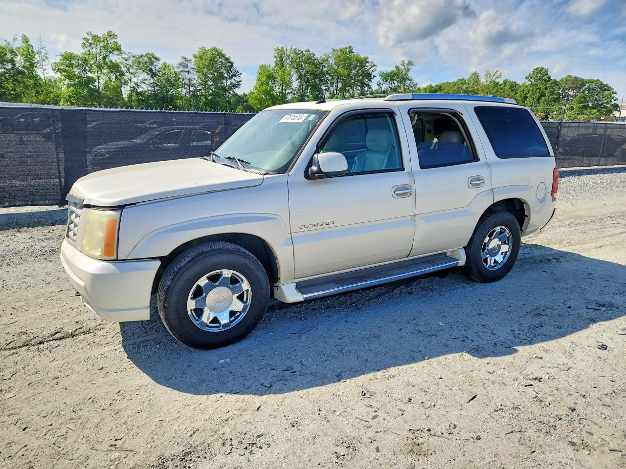 2004 CADILLAC ESCALADE