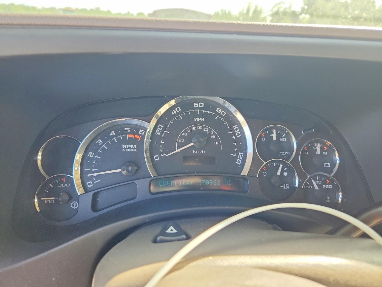 2004 CADILLAC ESCALADE LUXURY photo 9