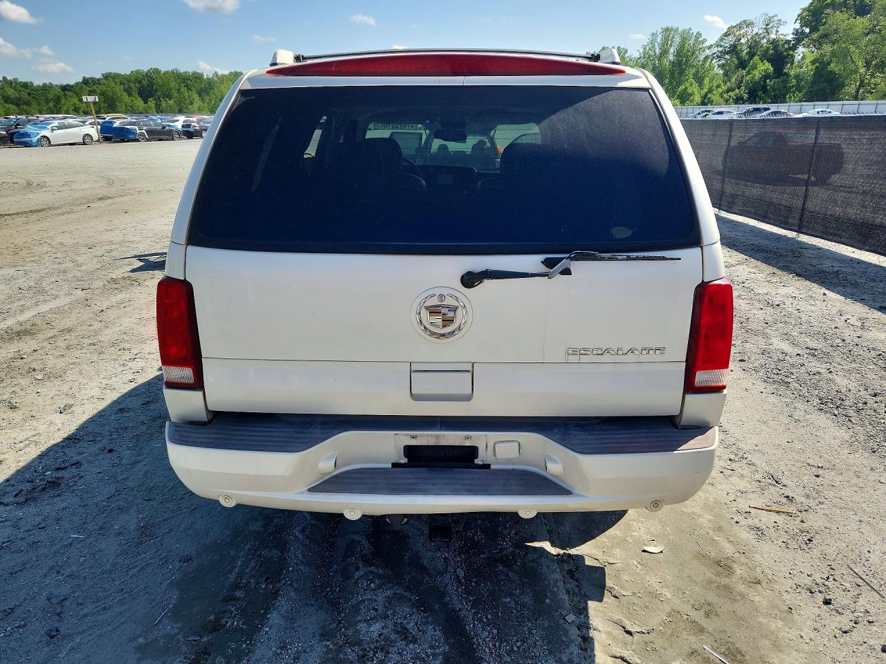 2004 CADILLAC ESCALADE LUXURY photo 6