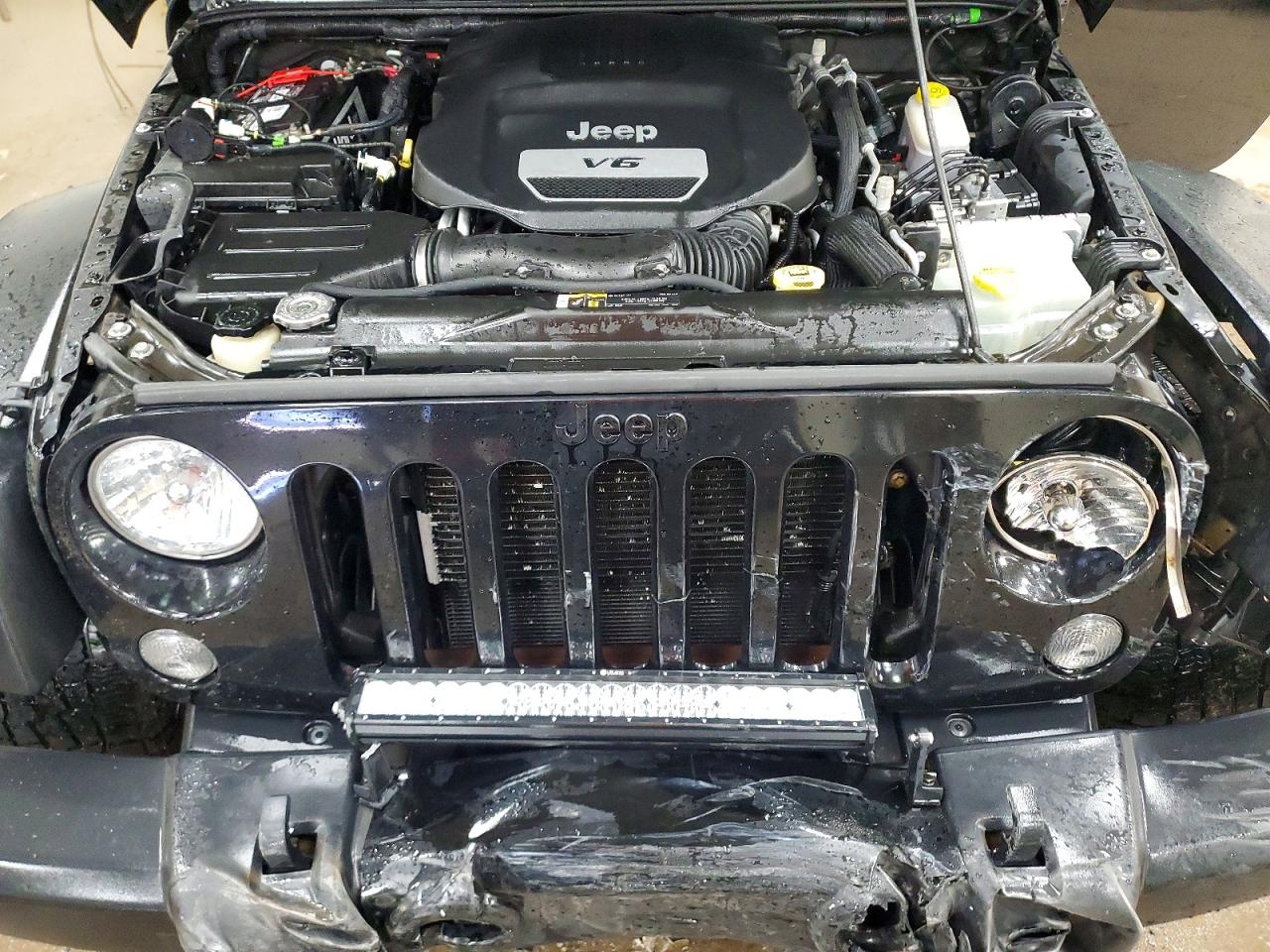 2018 JEEP WRANGLER UNLIMITED SPORT photo 23