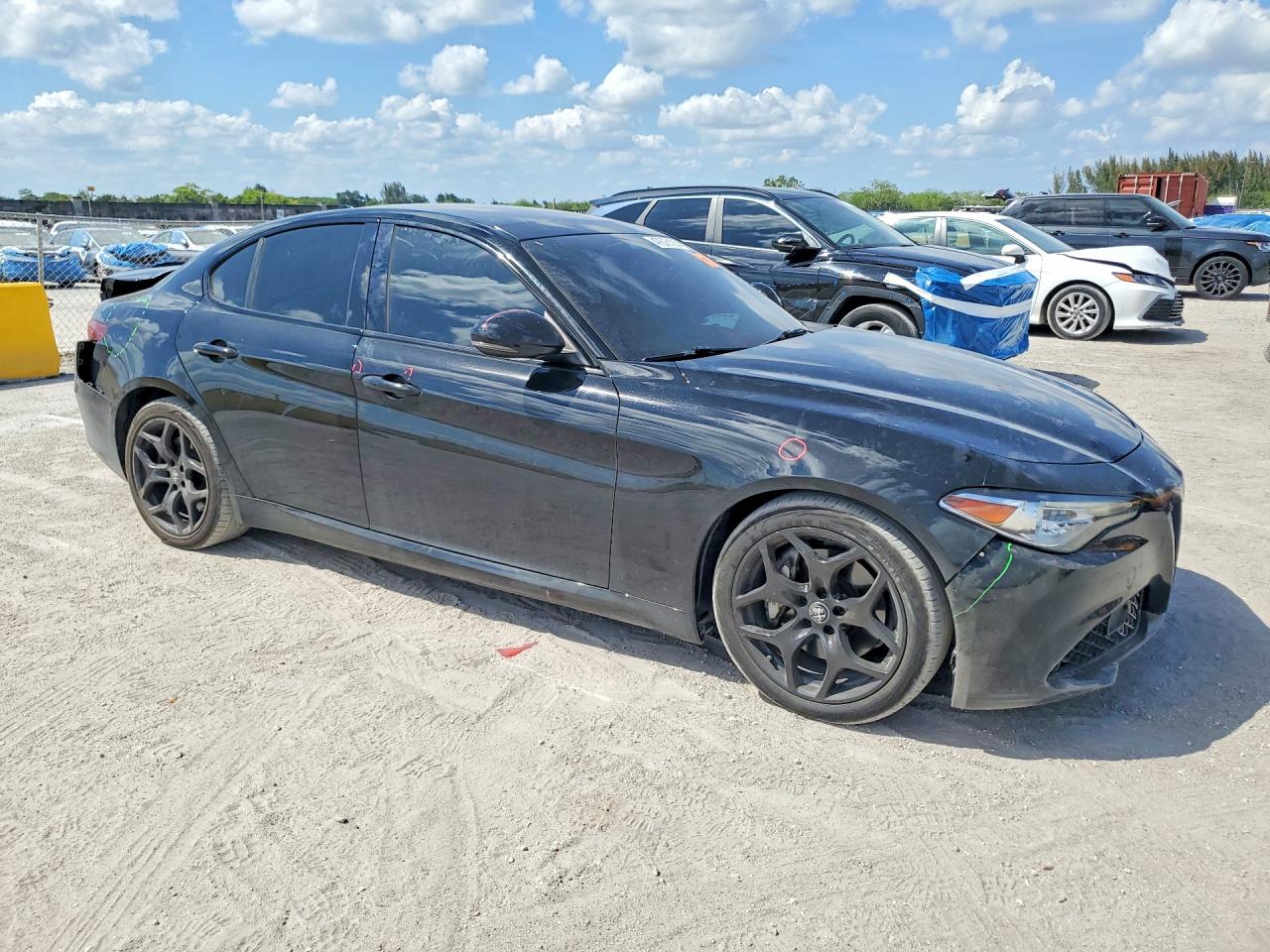 2021 ALFA ROMEO GIULIA SPORT photo 7