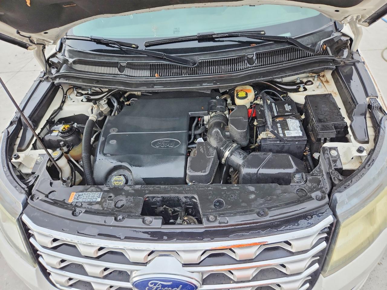 2016 FORD EXPLORER XLT photo 23