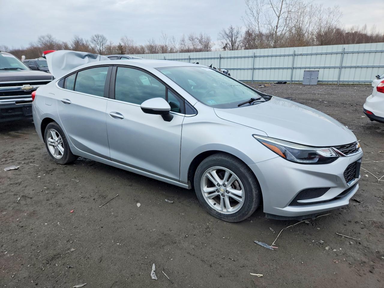 2017 CHEVROLET CRUZE LT photo 10