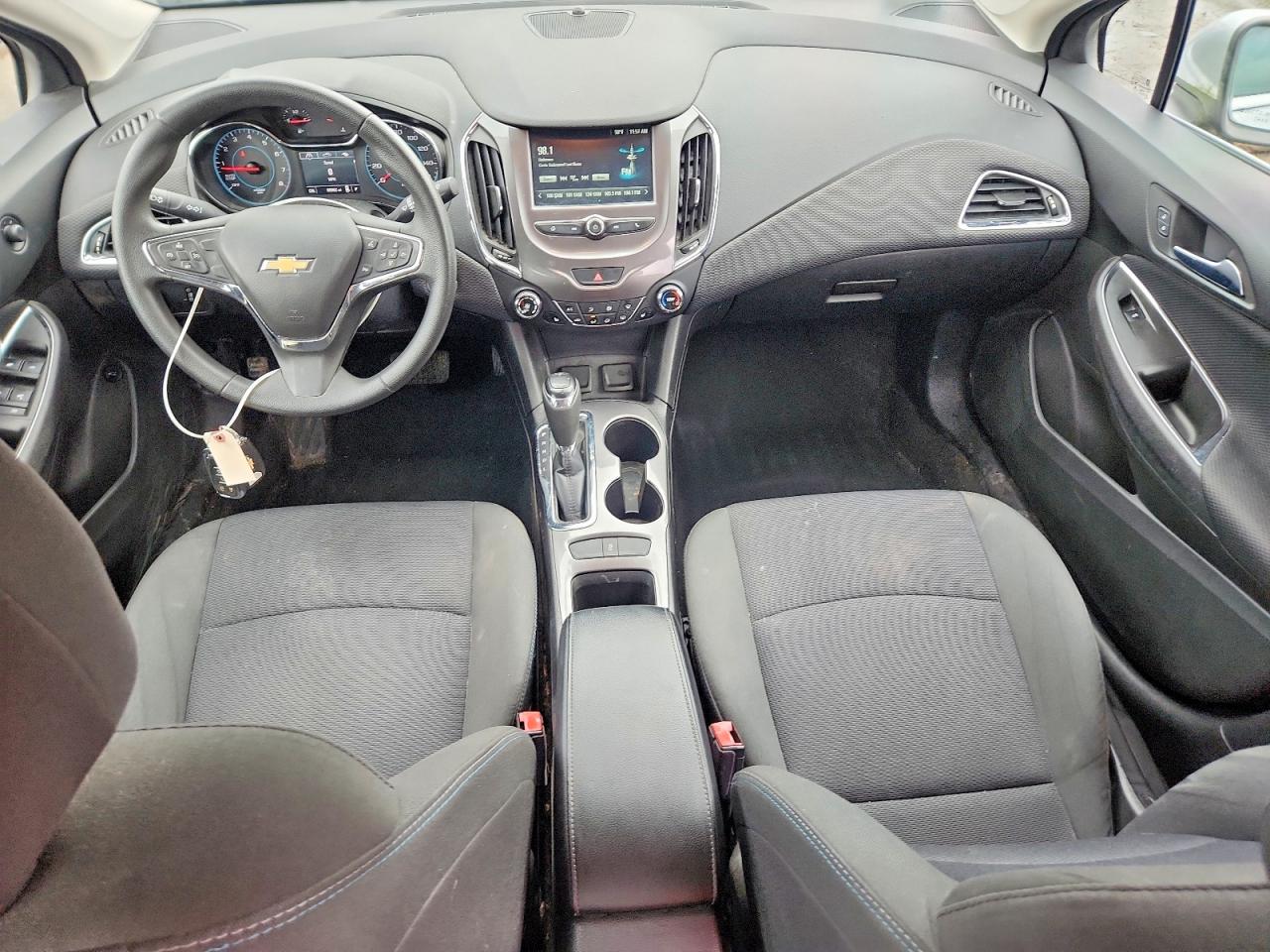 2017 CHEVROLET CRUZE LT photo 22