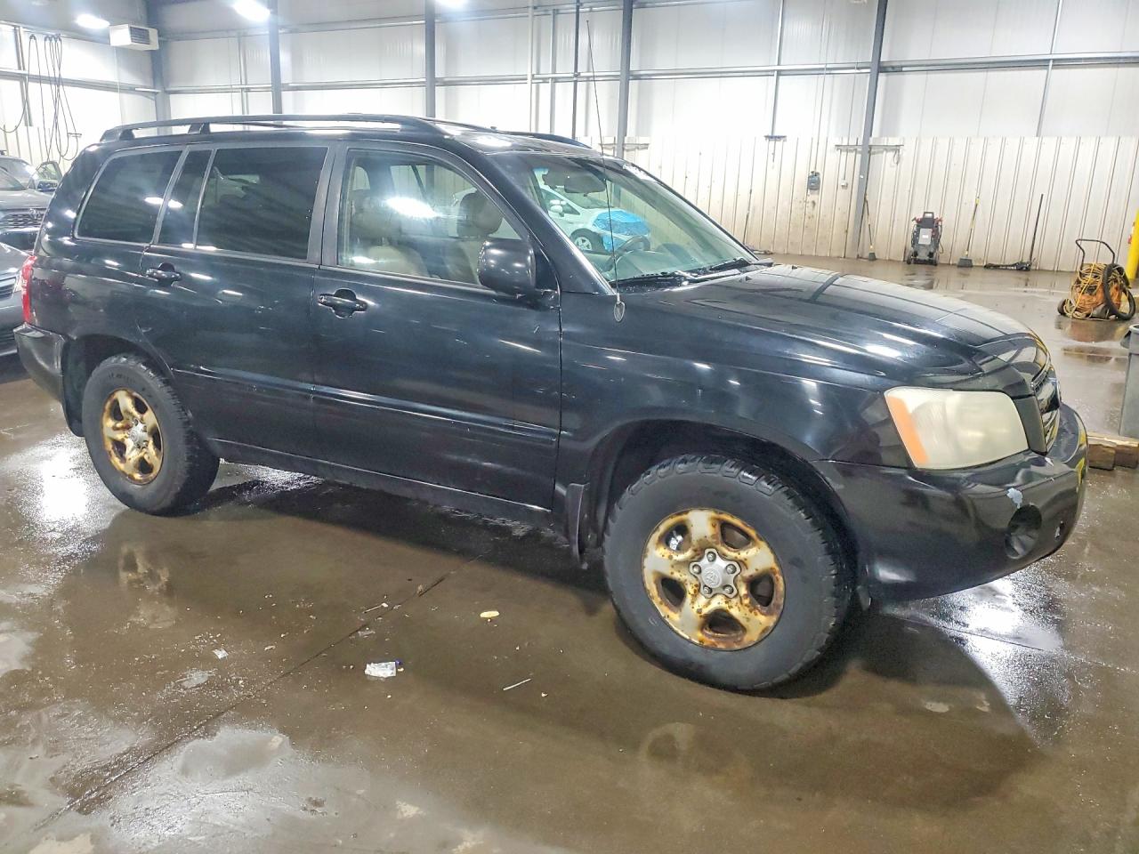 2003 TOYOTA HIGHLANDER BASE photo 4