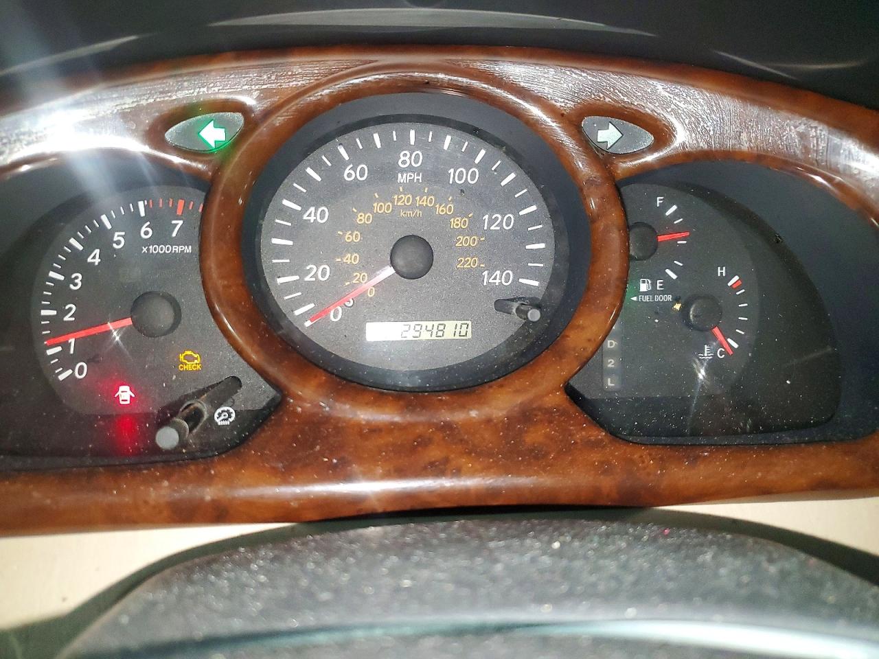 2003 TOYOTA HIGHLANDER BASE photo 9