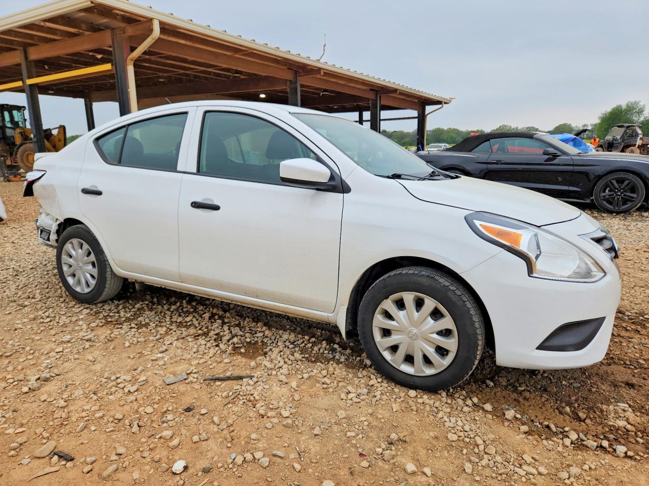 2018 NISSAN VERSA S PLUS photo 7
