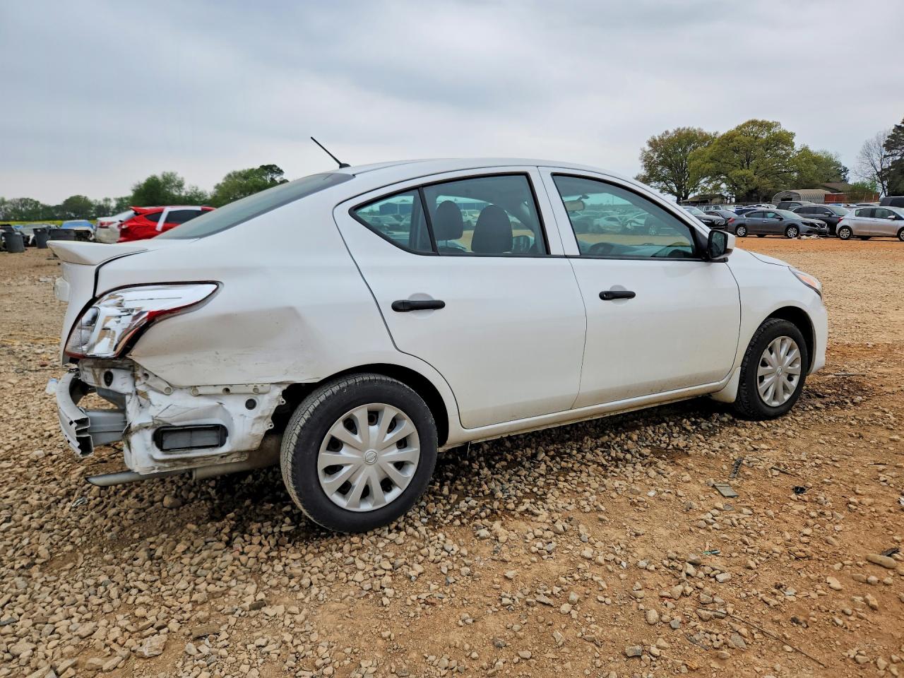2018 NISSAN VERSA S PLUS photo 5