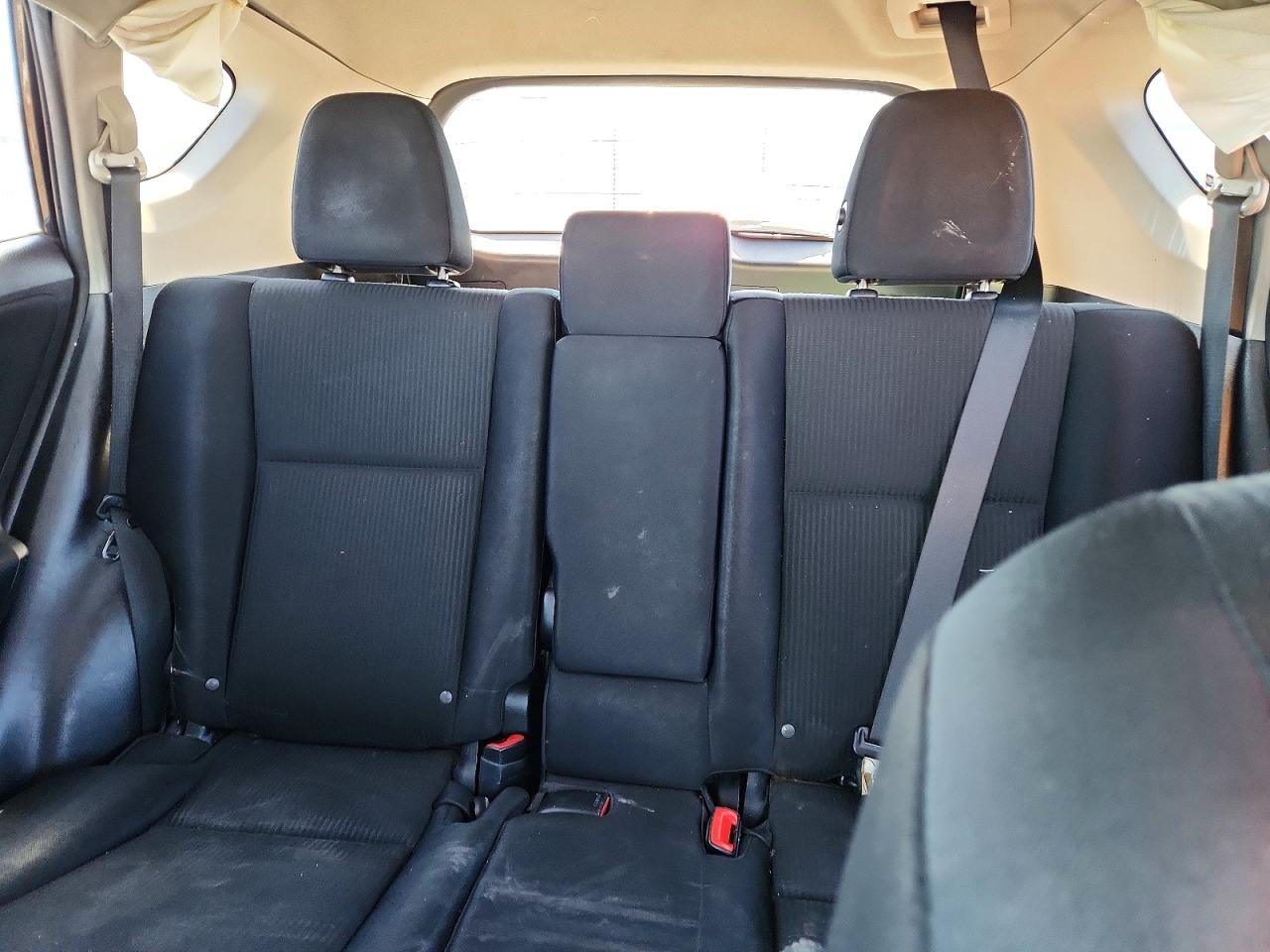 2015 TOYOTA RAV4 LE photo 19