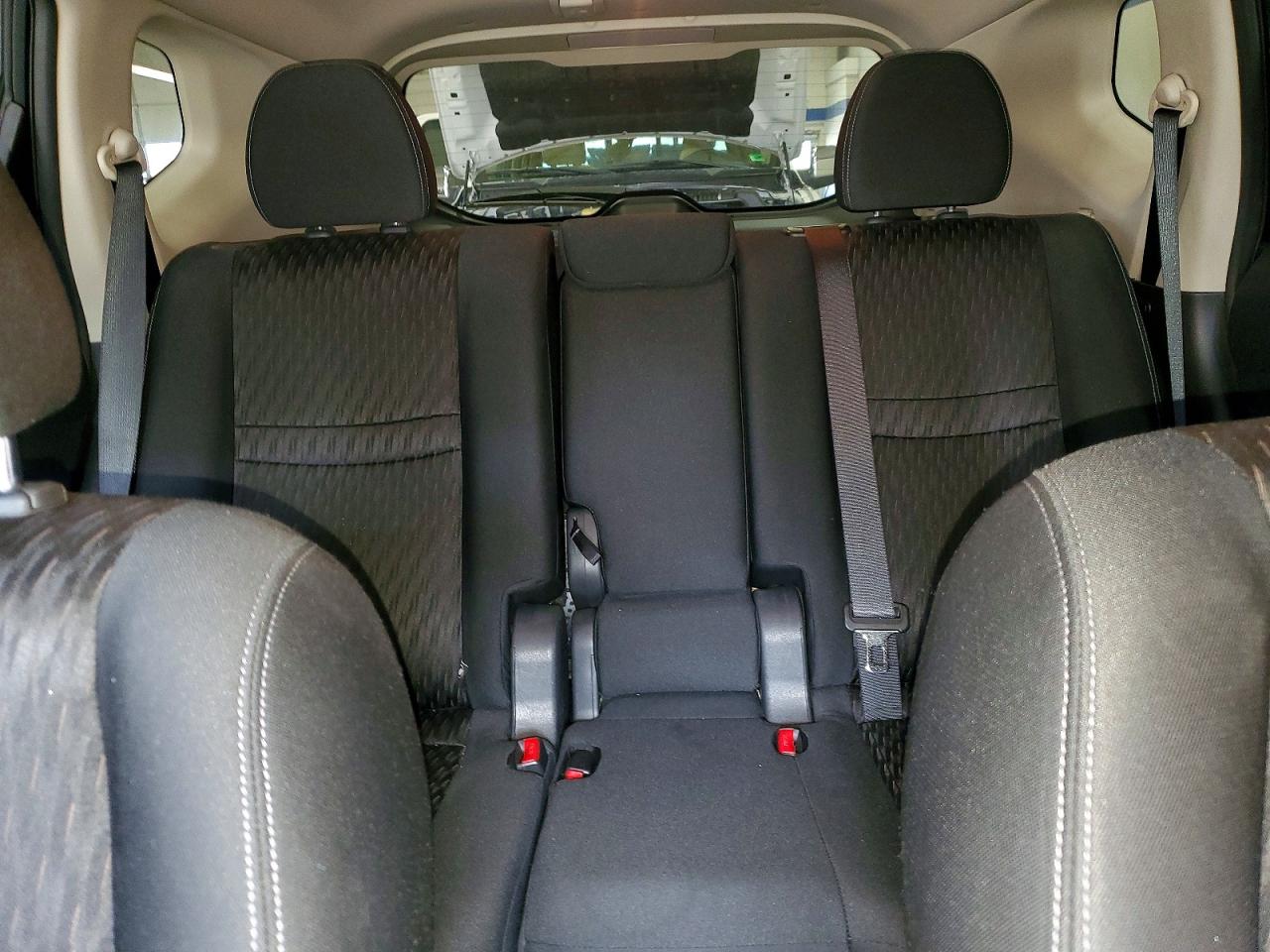 2017 NISSAN ROGUE S photo 28