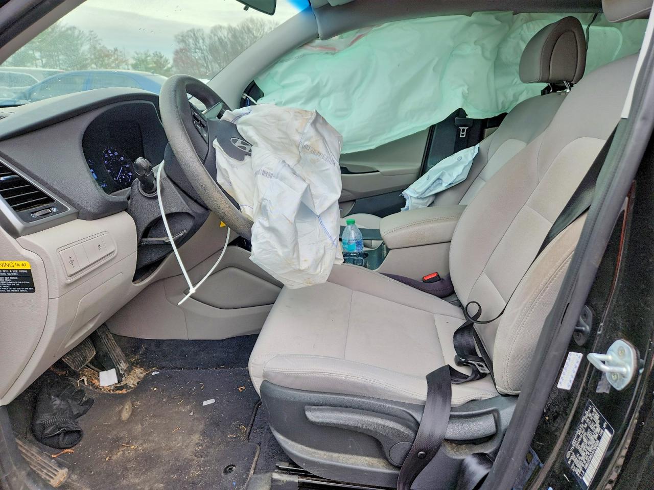 2018 HYUNDAI TUCSON SE photo 19