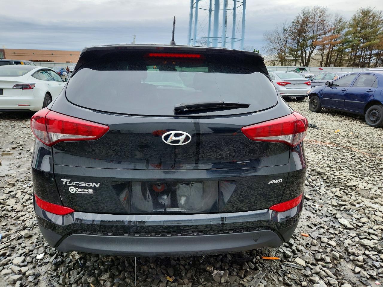 2018 HYUNDAI TUCSON SE photo 16
