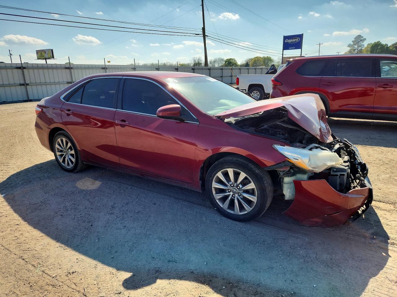 2017 TOYOTA CAMRY XLE photo 7