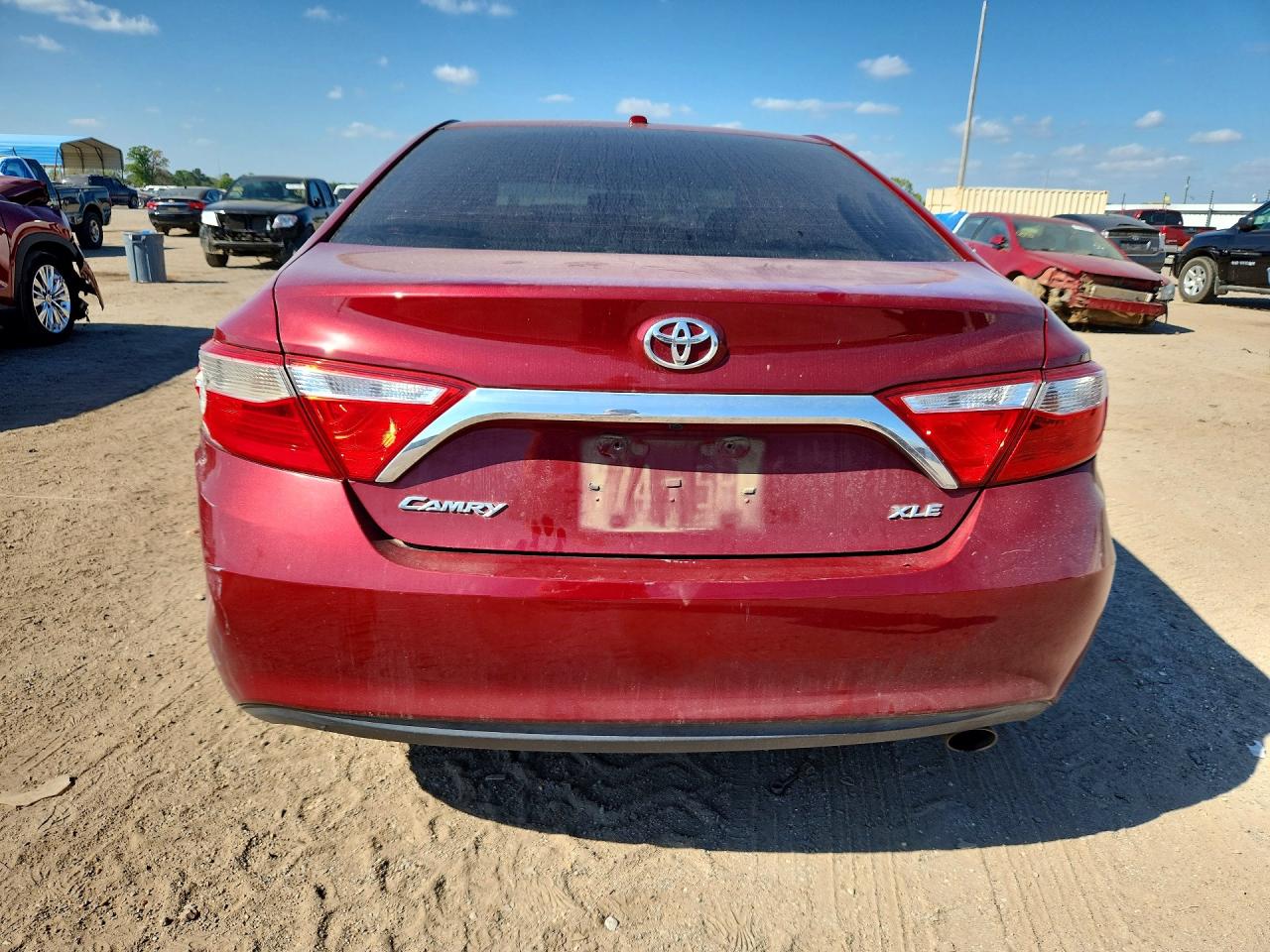 2017 TOYOTA CAMRY XLE photo 11