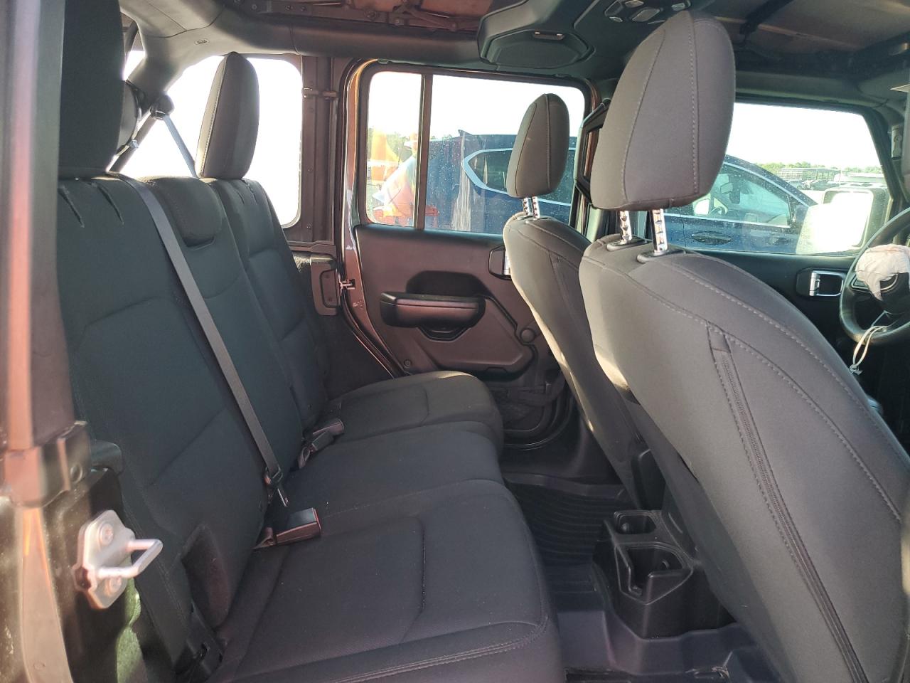 2018 JEEP WRANGLER UNLIMITED SPORT photo 11