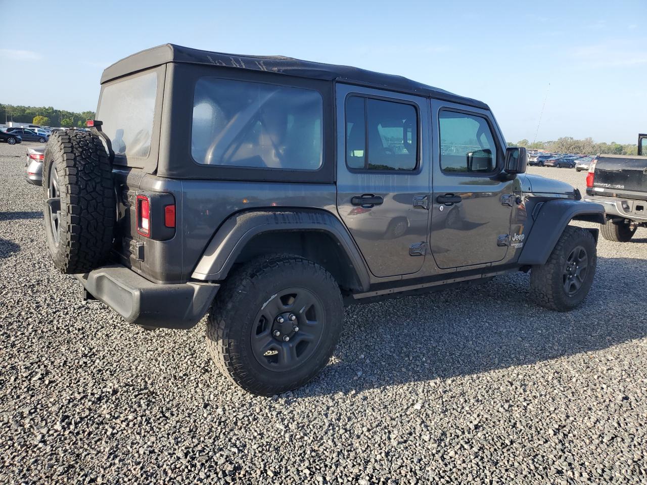 2018 JEEP WRANGLER UNLIMITED SPORT photo 3