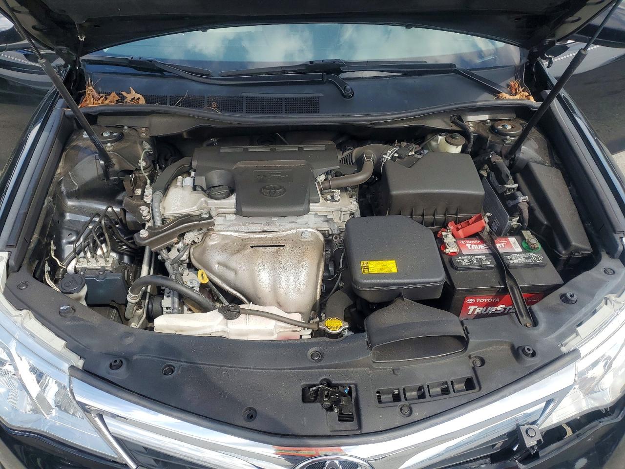 2013 TOYOTA CAMRY photo 21