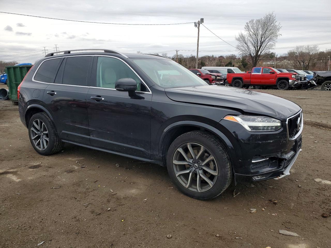 2019 VOLVO XC90 T6 MOMENTUM photo 4