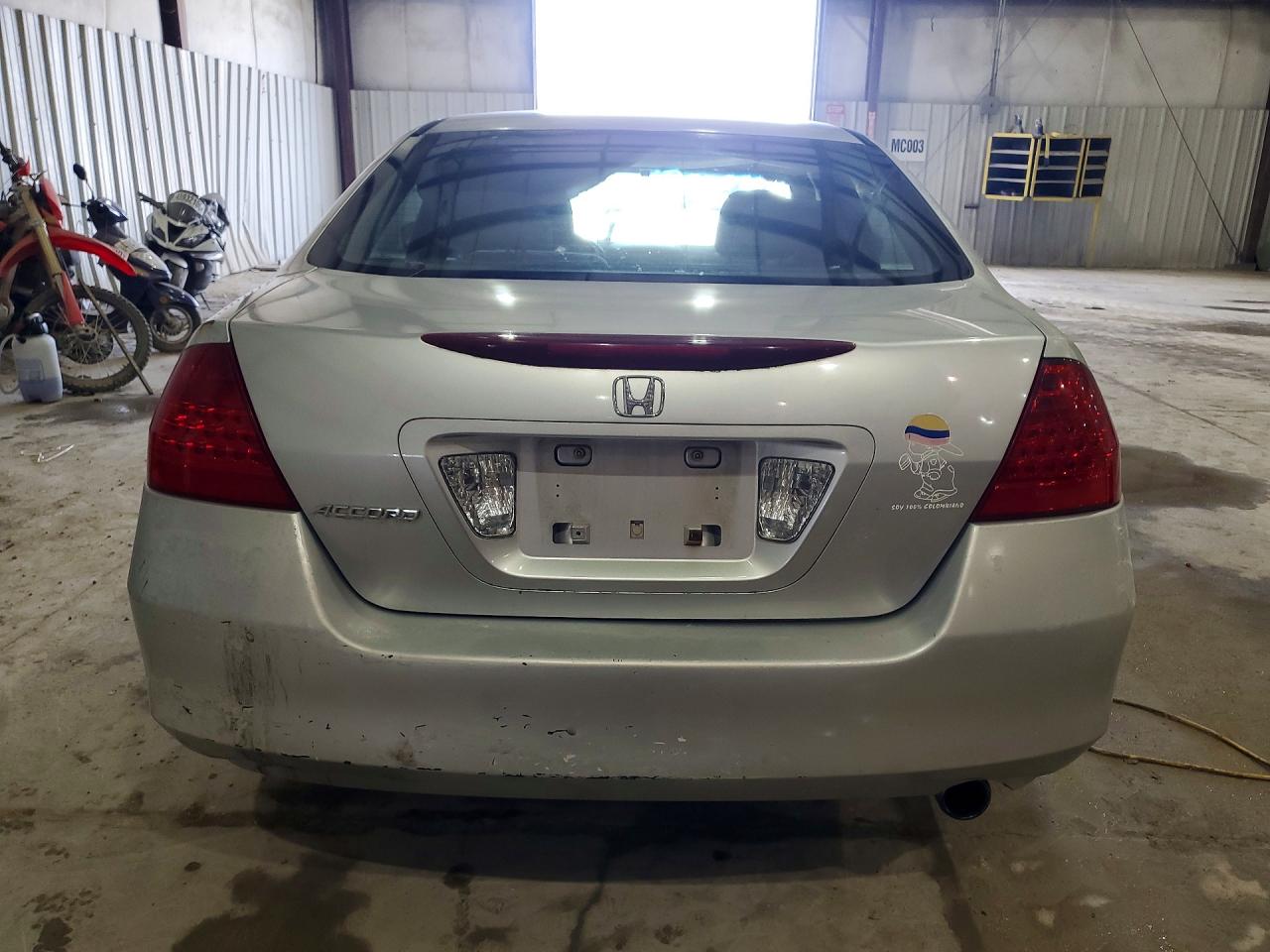 2007 HONDA ACCORD LX photo 11