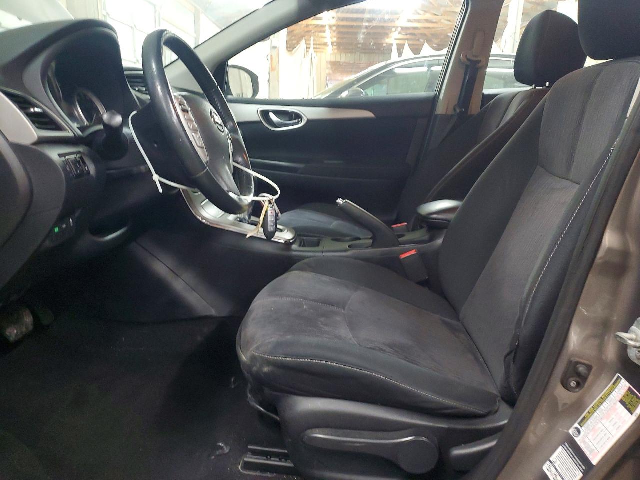 2015 NISSAN SENTRA SV photo 13
