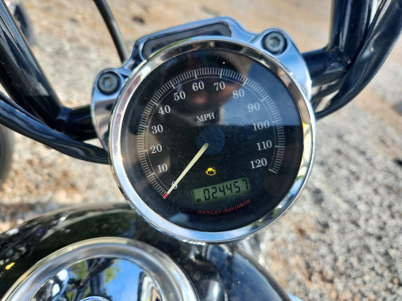 2009 HARLEY-DAVIDSON XL1200 C photo 7