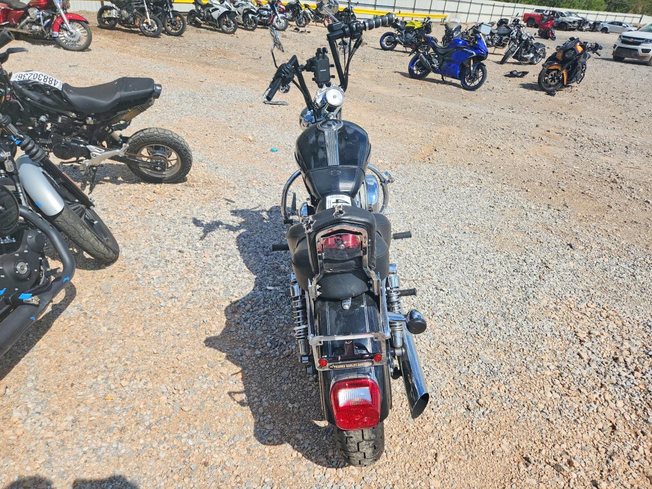 2009 HARLEY-DAVIDSON XL1200 C photo 4