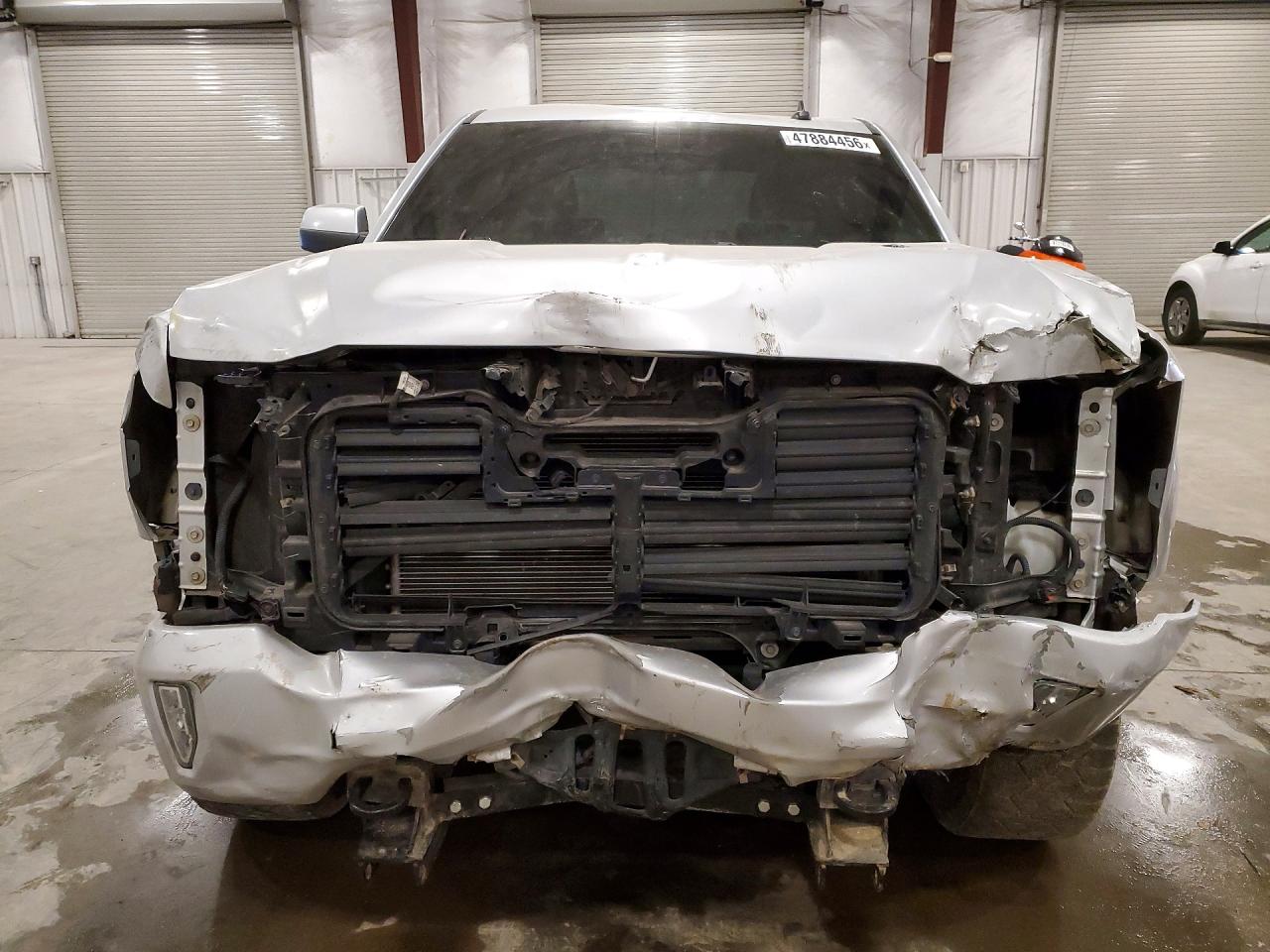 2017 CHEVROLET SILVERADO K1500 LT photo 5