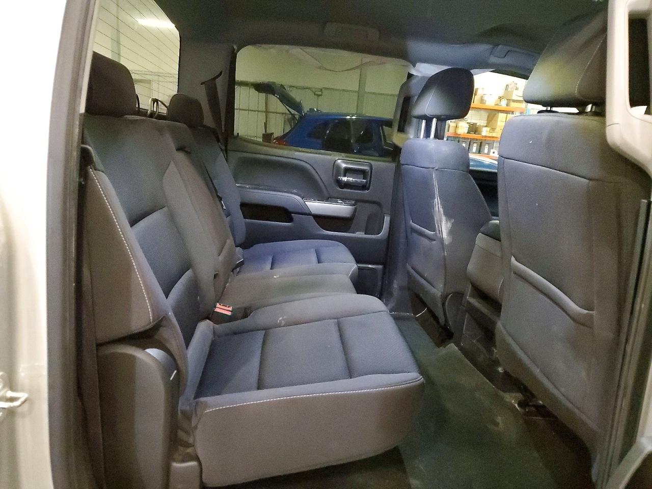 2017 CHEVROLET SILVERADO K1500 LT photo 10