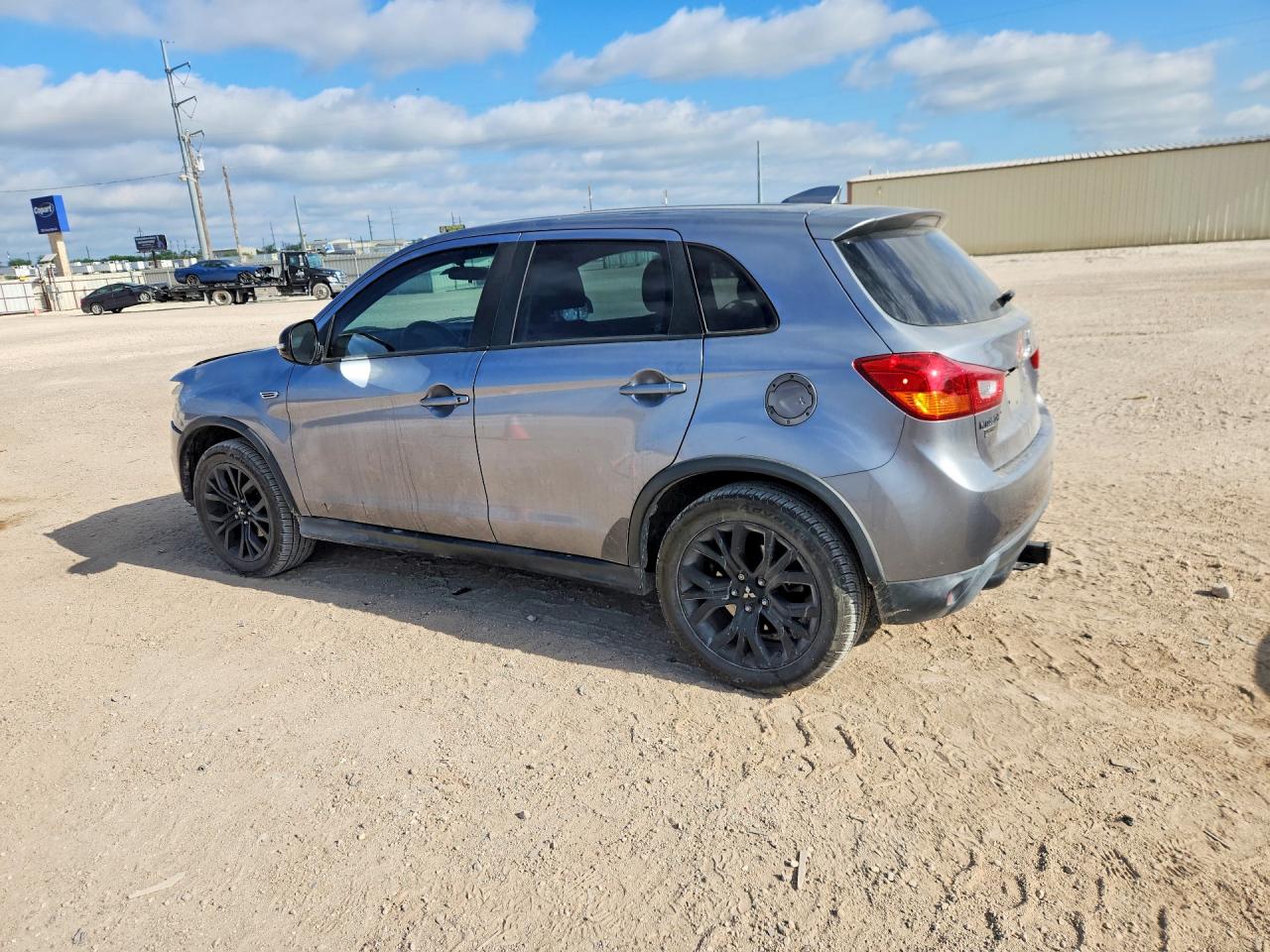 2017 MITSUBISHI OUTLANDER SPORT ES photo 2