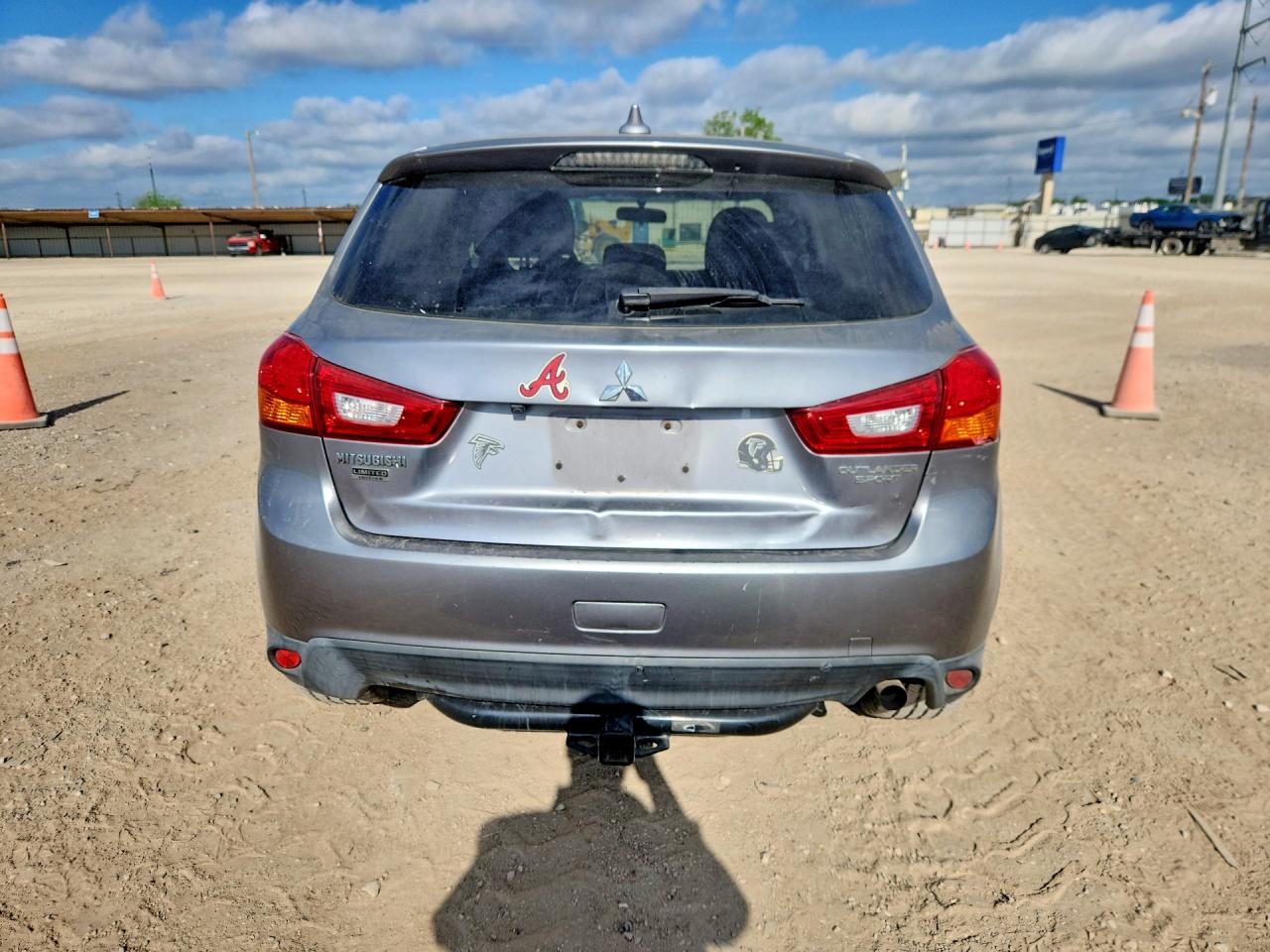 2017 MITSUBISHI OUTLANDER SPORT ES photo 6