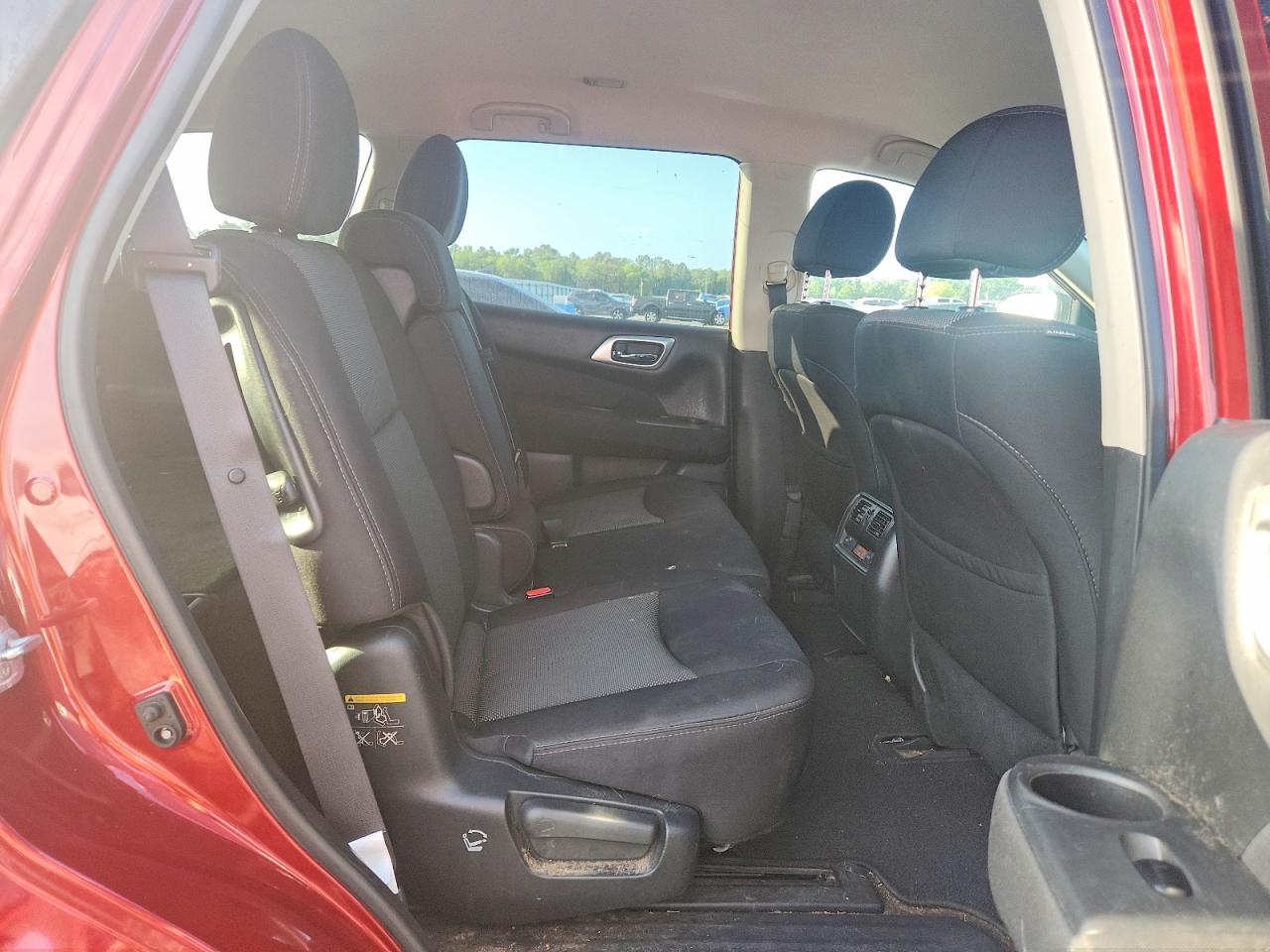 2017 NISSAN PATHFINDER SV photo 11