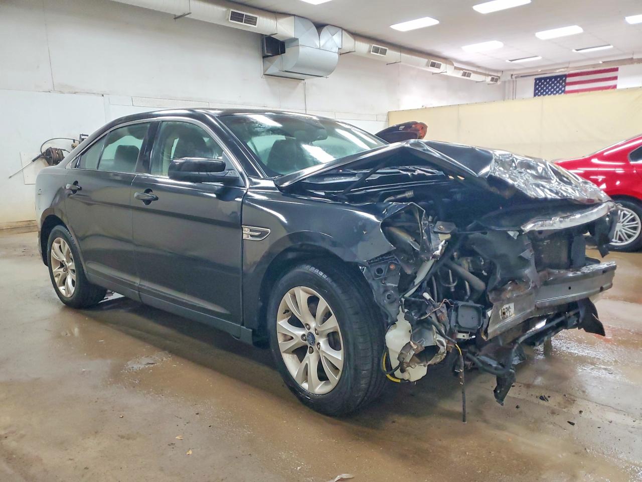 2010 FORD TAURUS SEL photo 4