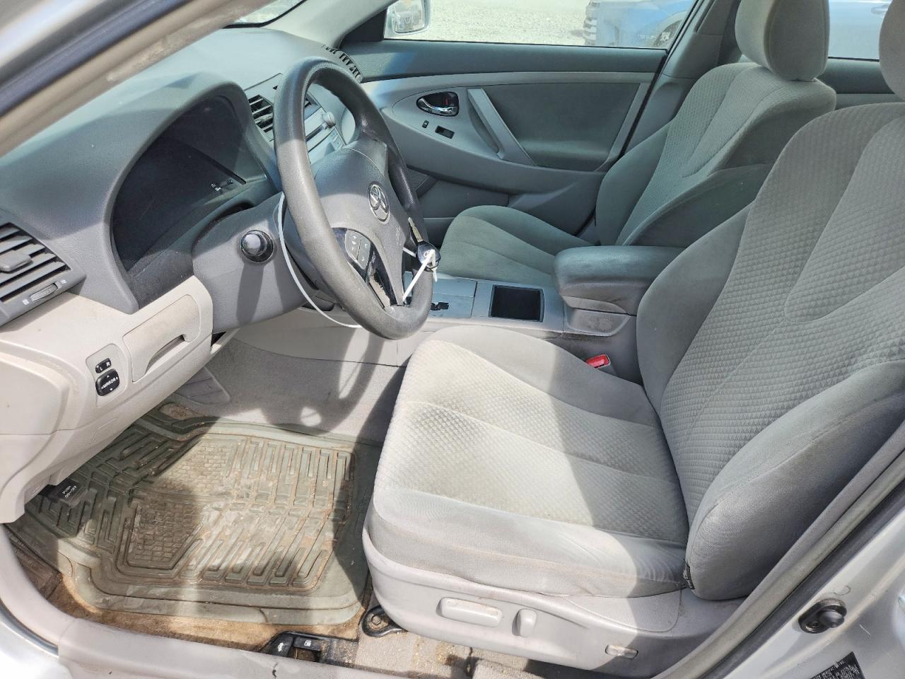 2007 TOYOTA CAMRY LE photo 13