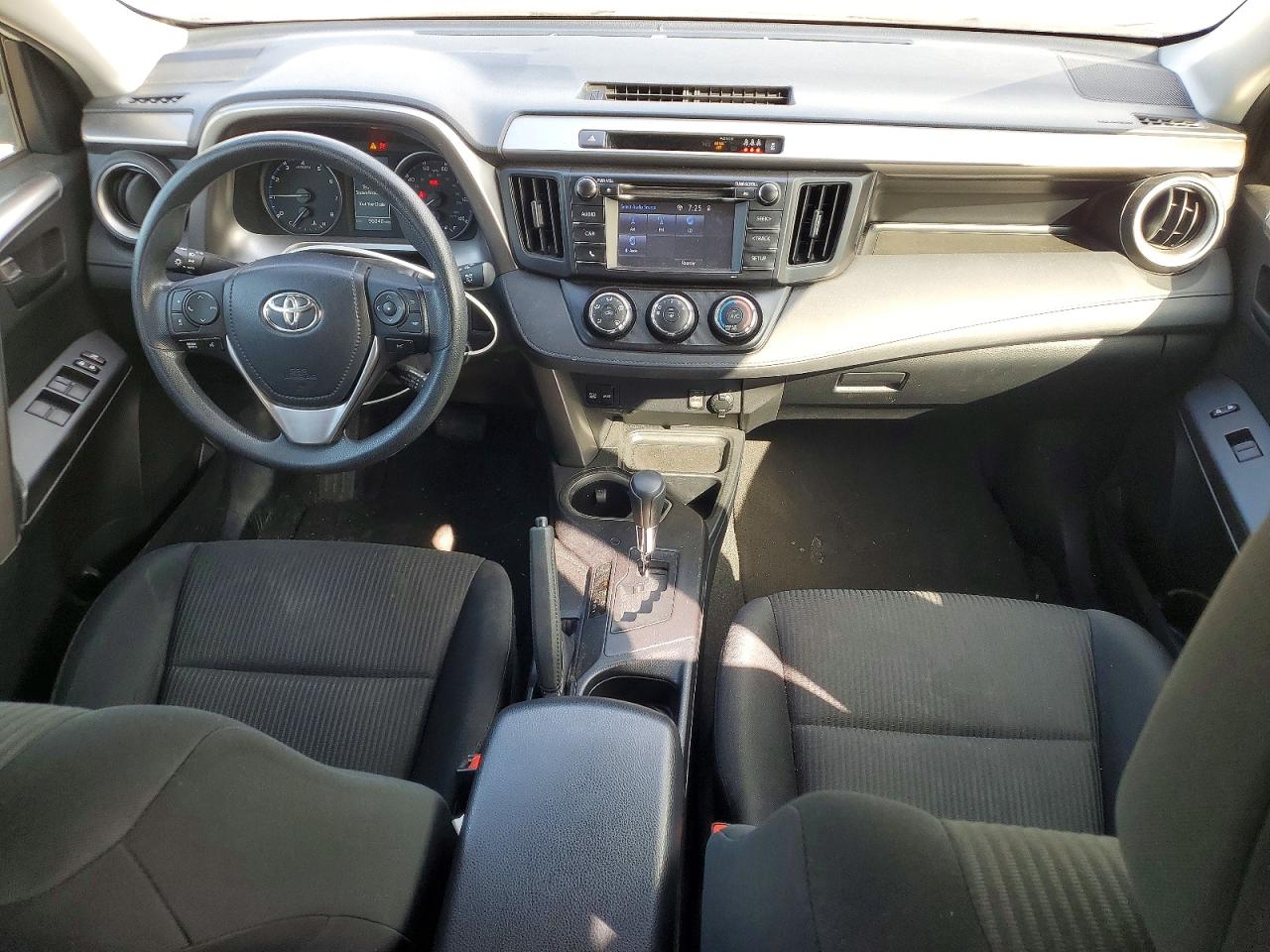 2017 TOYOTA RAV4 LE photo 15