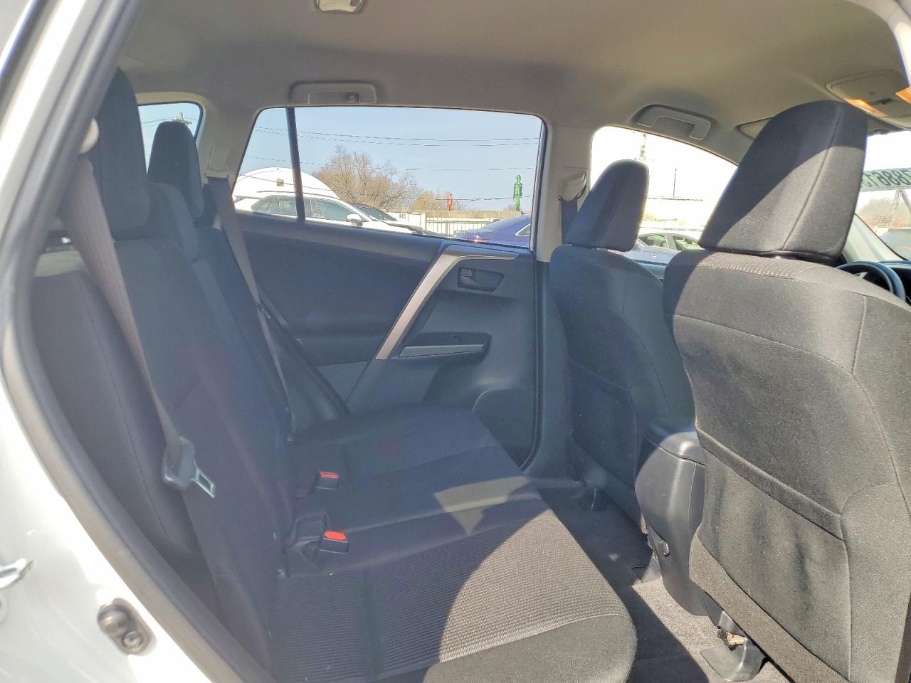 2017 TOYOTA RAV4 LE photo 21