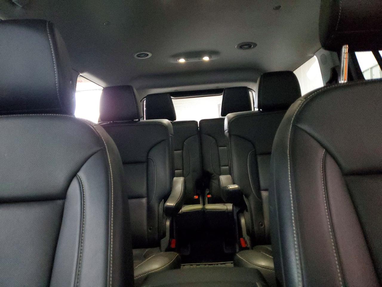 2023 GMC ACADIA SLT photo 10