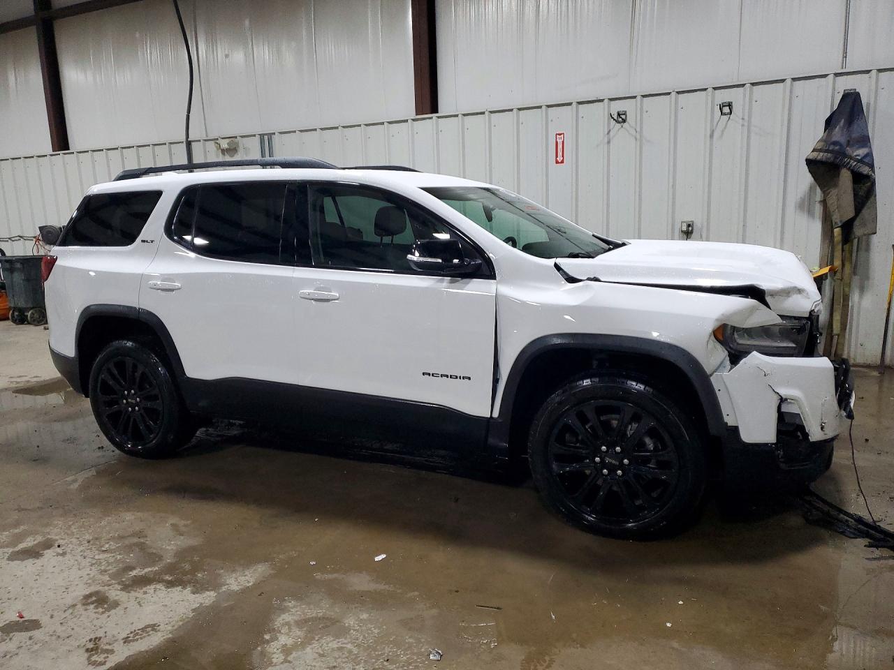 2023 GMC ACADIA SLT photo 4