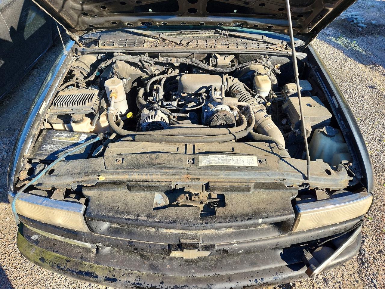 2000 CHEVROLET S TRUCK S10 photo 31