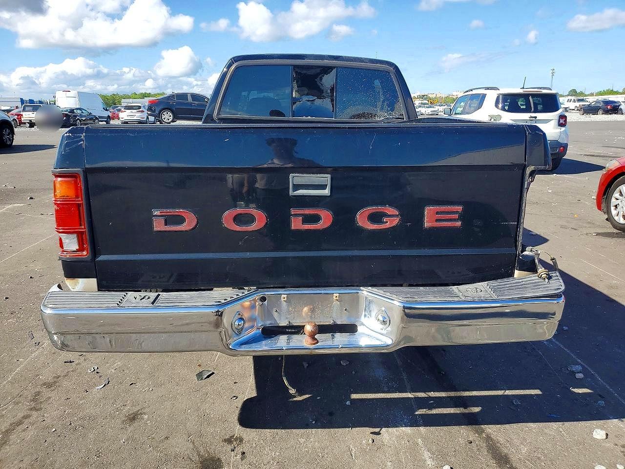 1992 DODGE DAKOTA photo 11