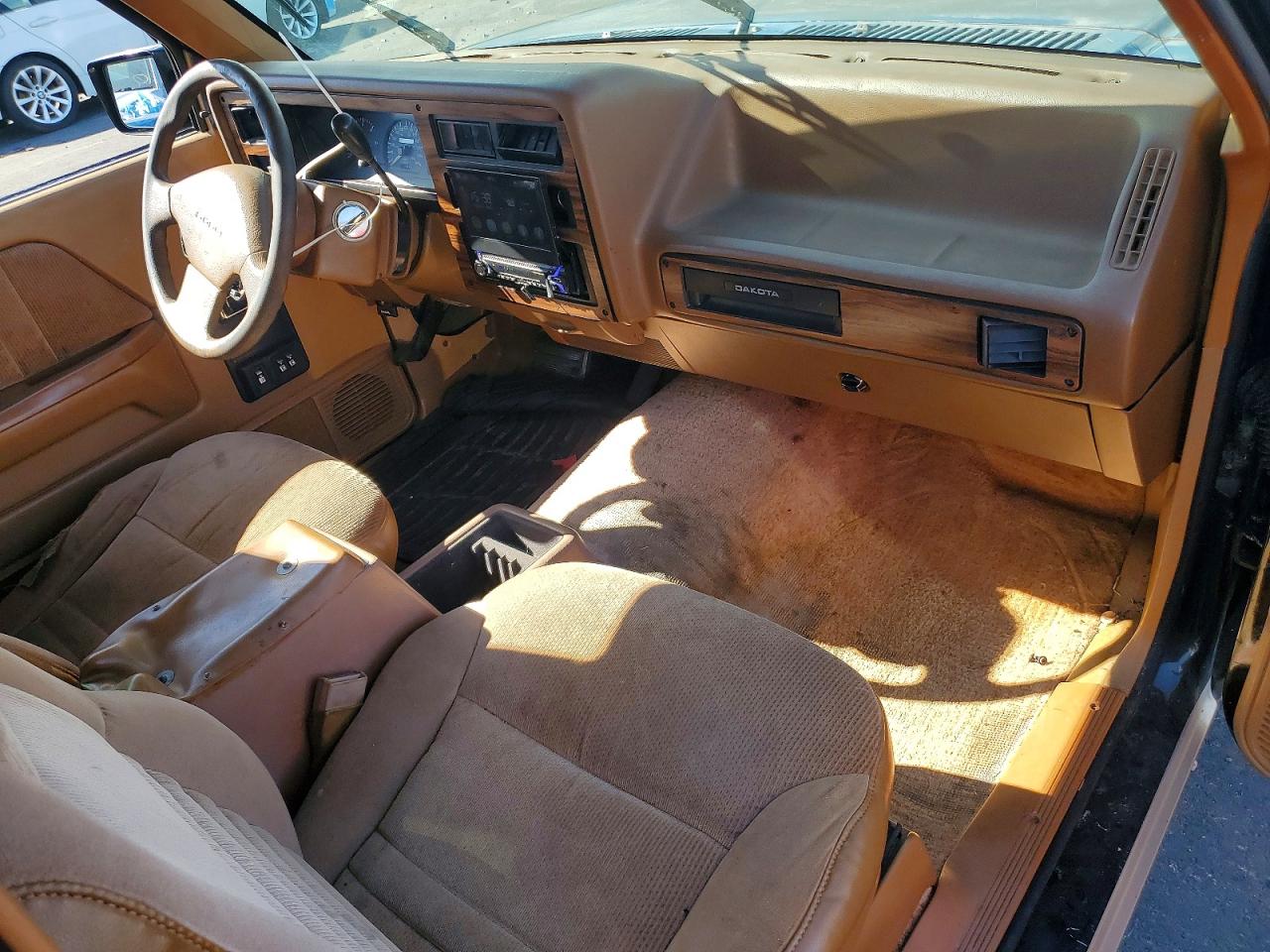 1992 DODGE DAKOTA photo 15