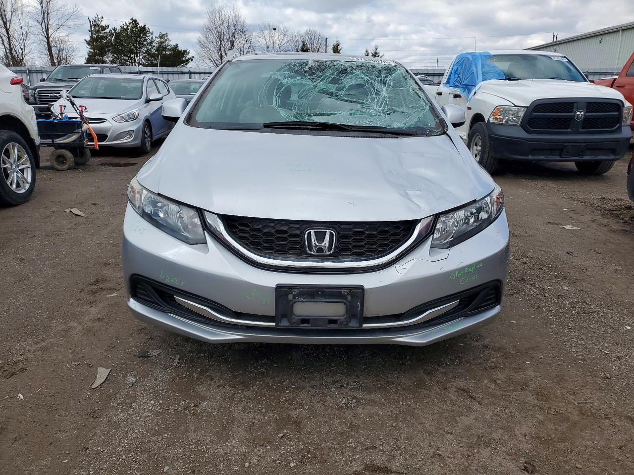 2013 HONDA CIVIC LX photo 9