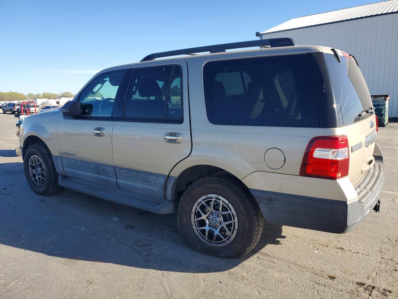 2007 FORD EXPEDITION XLT photo 3